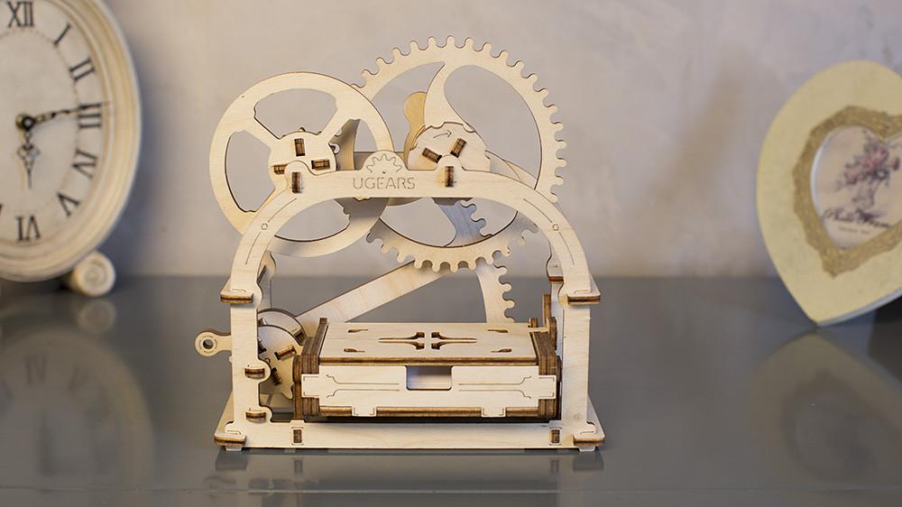 Ugears<BR>����DIY�Ȥ�Ω�ƥ��å�<BR>�ԥᥫ�˥���ܥå�����<BR>70001